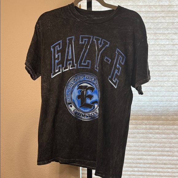 Eazy-E Black and Blue Graphic Tee Size M - Picture 1 of 2